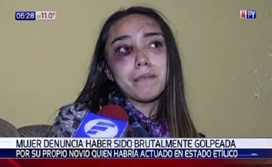 Joven denuncia a su pareja por someterla a golpiza