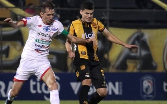 Guaraní e Independiente empataron sin goles