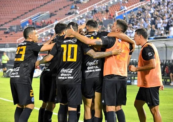 El campeón debuta en el Clausura con una victoria