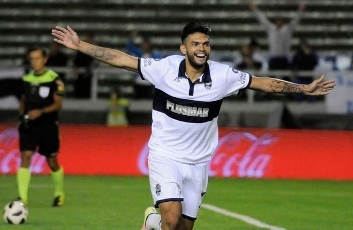 Huracán compra el 80% del pase de Omar Alderete