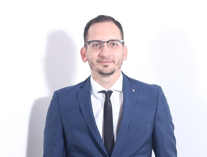 Ratti impartirá clases de stand up