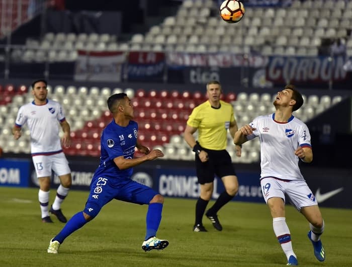 Sol de América y Nacional de Uruguay empataron sin goles