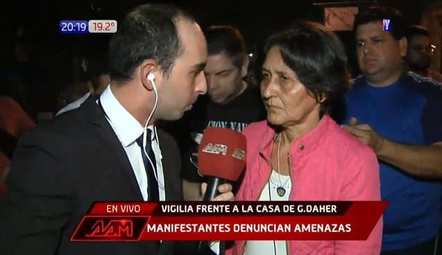 González Daher “ordenó” a futbolista que su madre abandone escrache, asegura afectada