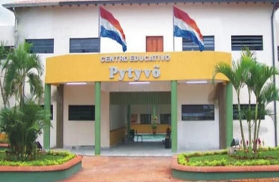 Hallan sin vida a docente acusado de acoso