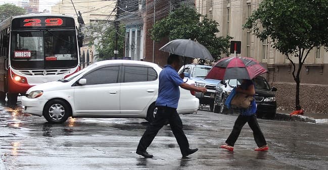 Emiten alerta para ocho departamentos