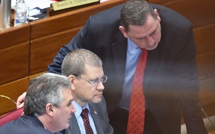 Frente Guasu y Honor Colorado harán el vacío a Mario Abdo Benítez