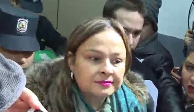 “Está en mi corazón”, señala esposa de Díaz Verón sobre su marido