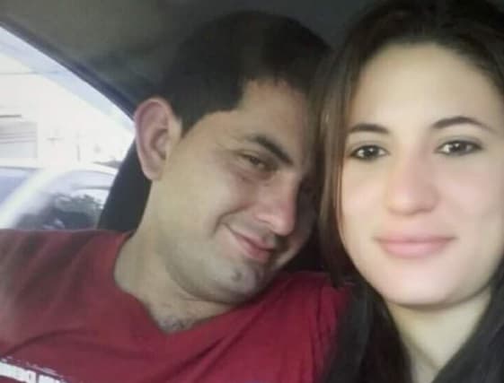 Prueba de laboratorio complica a oficial en caso de feminicidio