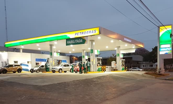 Emblema rehabilita estaciones de servicio