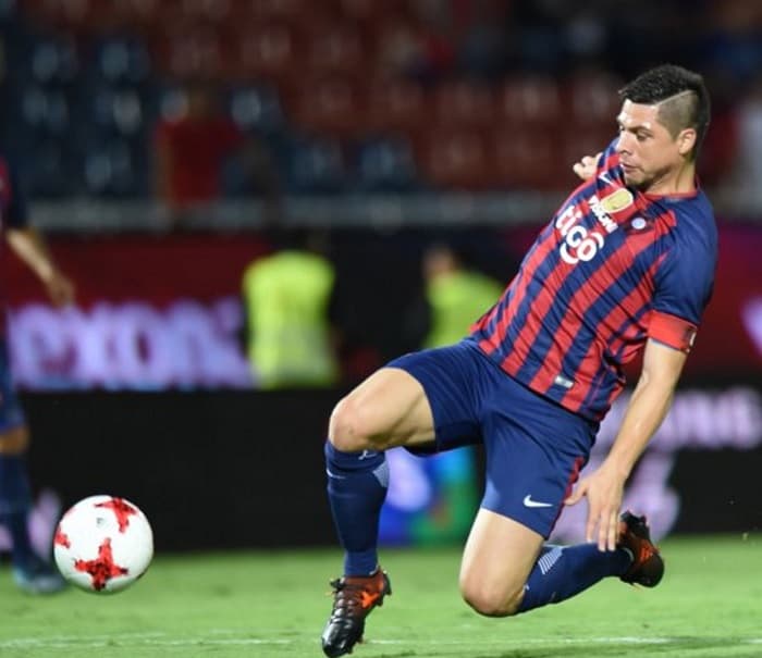 Golpe de Rodrigo Rojas fue un susto y hasta vio el partido por TV