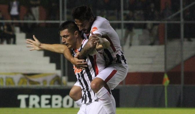 Libertad alcanza su primera victoria en el Clausura