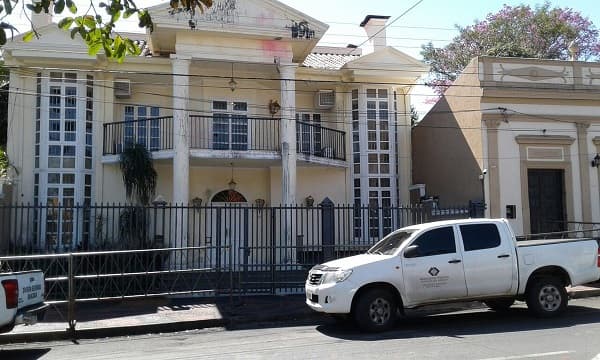 Allanan vivienda de escraches de González Daher
