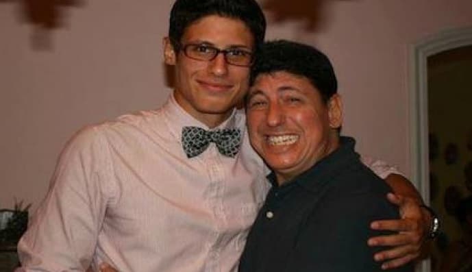 Hijo del pastor Abreu es designado presidente de la Comisión de Valores