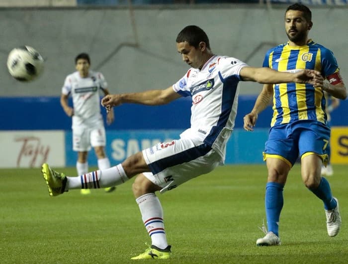 Nacional derrota a Capiatá y avanza en el Clausura