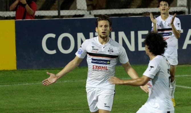 General Díaz vence a Sol de América en Luque