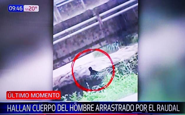Hallan cuerpo y sospechan que pertenece a quien fue arrastrado por raudal