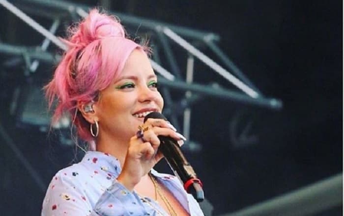 Lily Allen contrató prostitutas durante depresión posparto