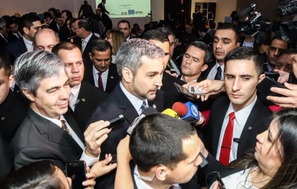 Abdo Benítez justifica contratación de padre de José María Ibáñez