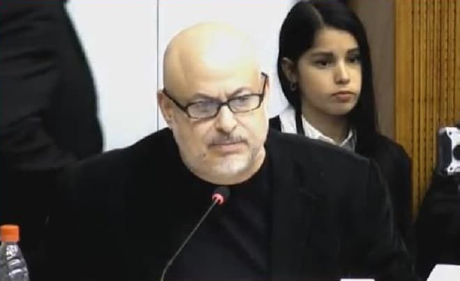 Monges promueve suspensión de Payo Cubas