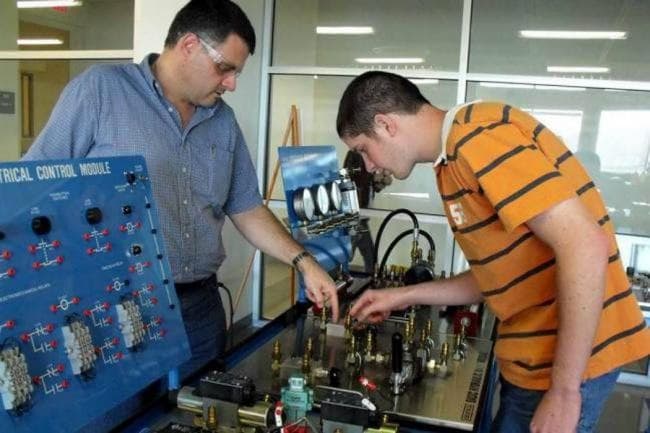 El cambio tecnológico es indispensable para transformar el país