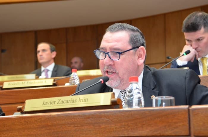 "Yo no soy un multimillonario", asegura Zacarías Irún