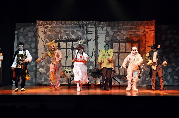 Últimas funciones de Buuu! Escuelita de Mostros en el Teatro Latino