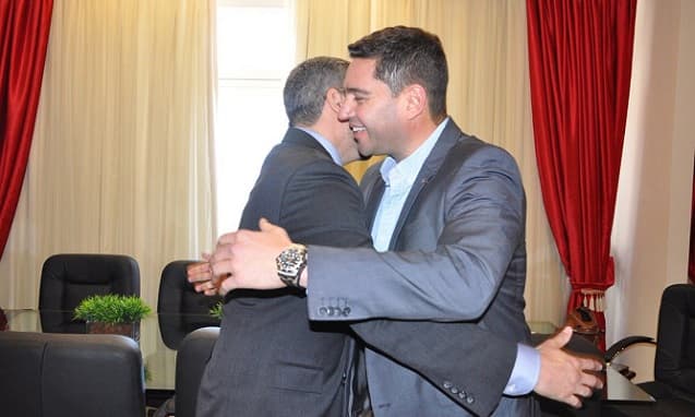 Abdo Benítez y Alliana se reúnen en busca de la unidad del Partido Colorado