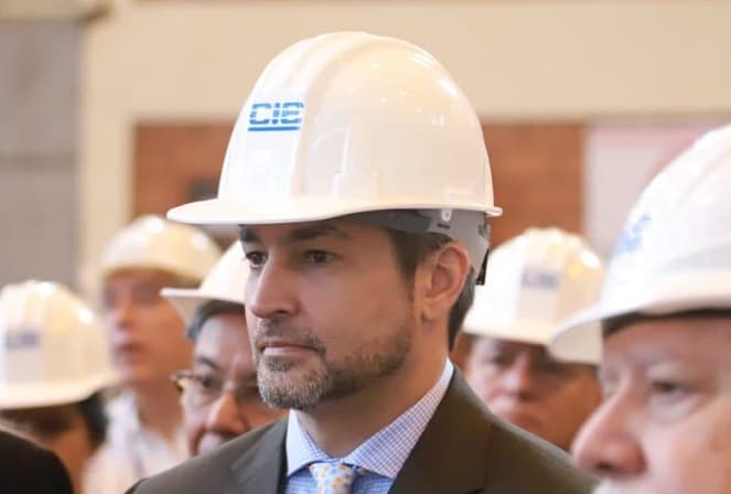 Abdo Benítez ataca credibilidad de “medios de Cartes”  