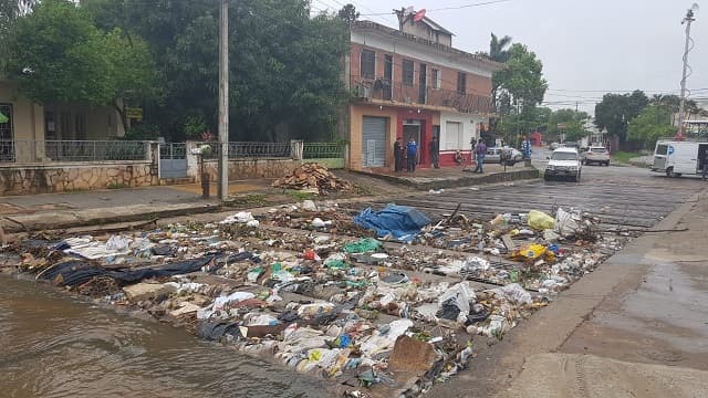Raudales y basura, una “simbiosis” sin solución