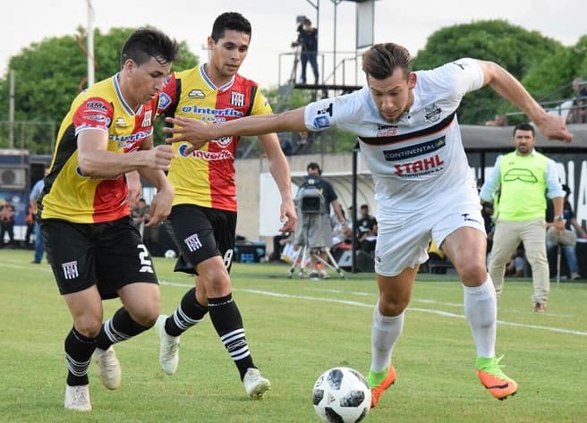 General humilla a Santaní