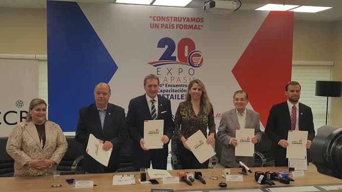 Feria de empleo y exposición de expertos del extranjero, propone la Expo Capasu