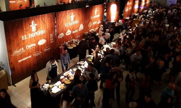 Exposición de bebidas propone variedad de tragos y productos gastronómicos