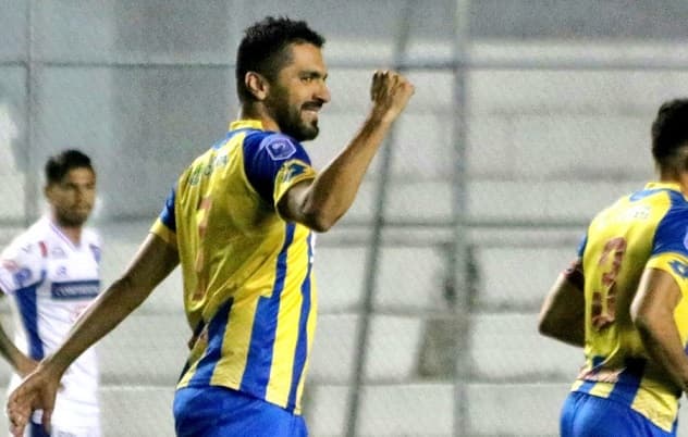 Salcedo es el mayor goleador de la historia del fútbol paraguayo