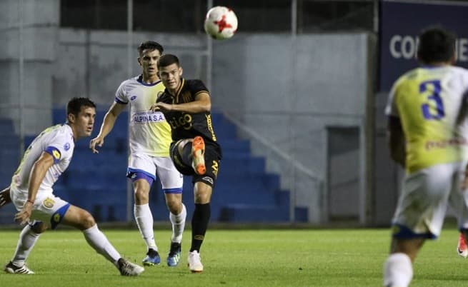 Guaraní gana y se ubica en cuartos de la Copa Paraguay