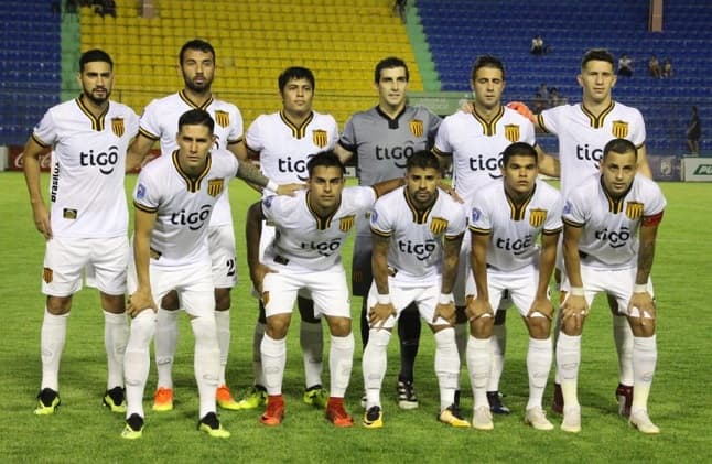 Dos partidos por Copa Paraguay este martes