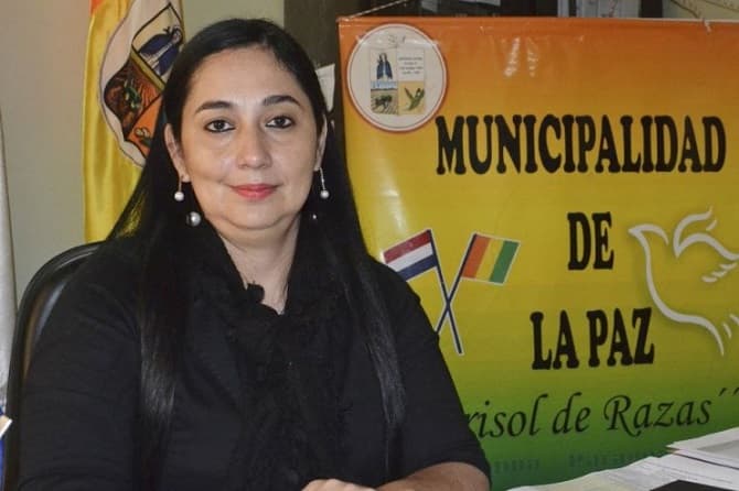 MEC abre sumario a intendenta que figura como “planillera”