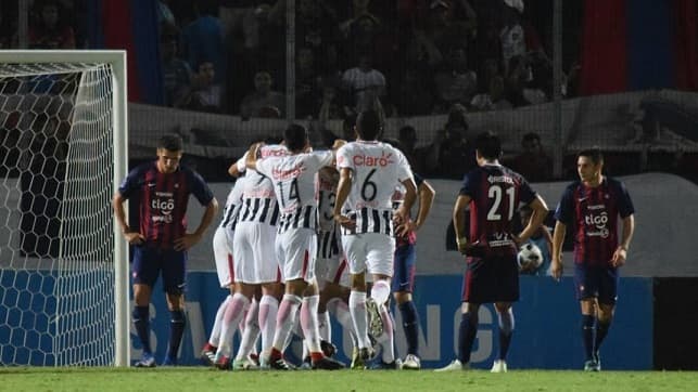 Cerro fracasa ante Libertad y Olimpia festeja