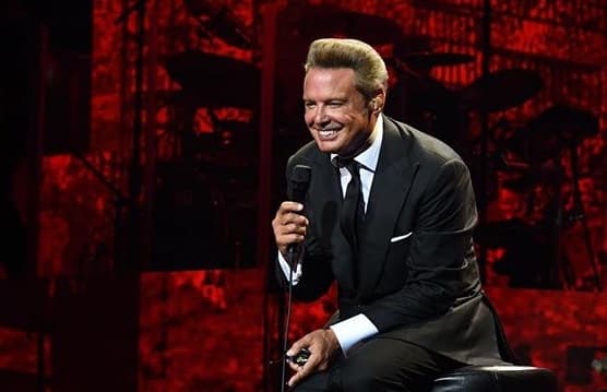 Luis Miguel demuestra gran enojo durante show