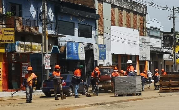 MOPC impondrá millonaria multa a Mota Engil por fiasco del metrobús