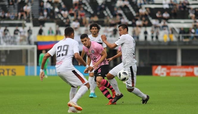 Olimpia se empantana en Para Uno y entrega la cima a Cerro