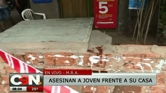 Joven es asesinado a balazos frente a su vivienda