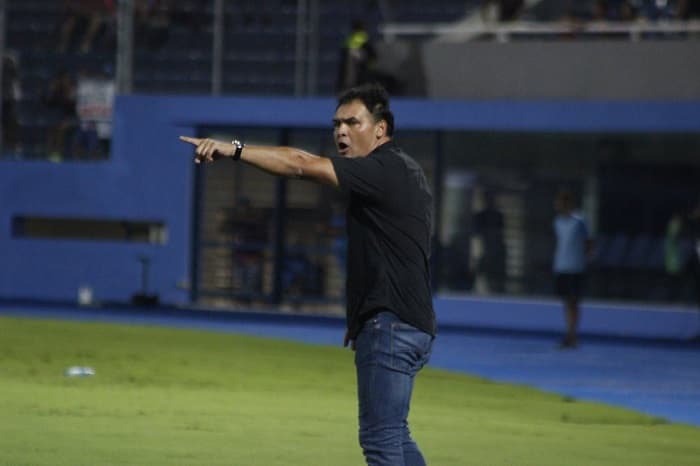 Ayala deja Nacional y un argentino es su reemplazante