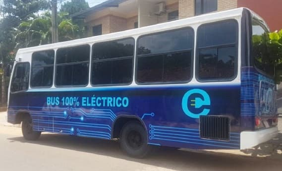 Incorporan 20 buses eléctricos a flota de La Línea 21