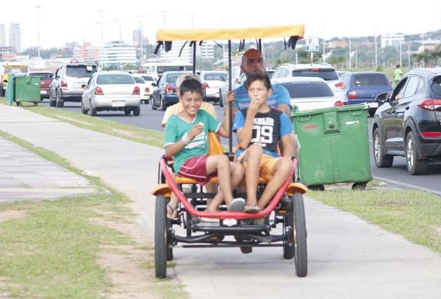 Anuncian domingo caluroso con lluvias dispersas