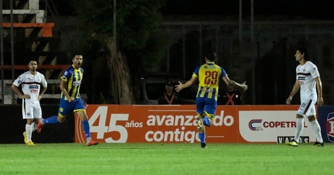 Capiatá vence a General Díaz a domicilio