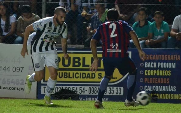 Cerro Porteño no gana ni con ventaja numérica