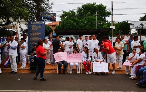 Alto acatamiento de paro en Clínicas paraliza consultorios