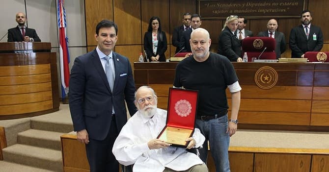Senado distingue al doctor Joel Filártiga por su lucha contra la dictadura