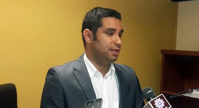 Facebook bloquea a diputado por impulsar proyecto de uso de dióxido de cloro