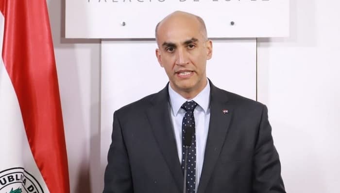 Salud apunta a mejorar terapia intensiva y mayor control de medicamentos